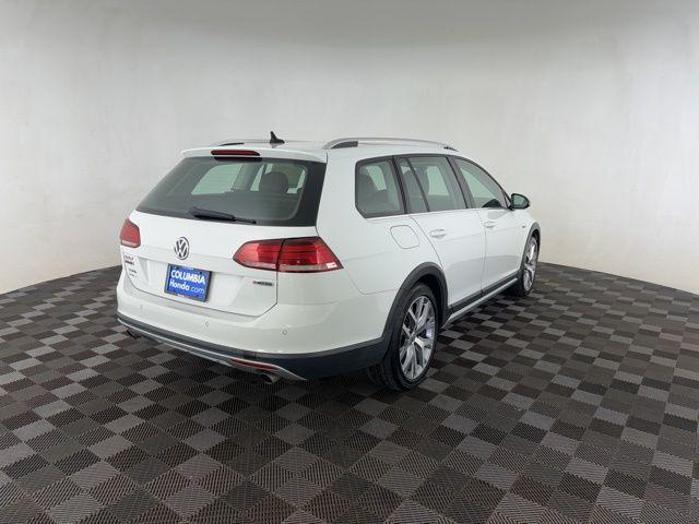 used 2019 Volkswagen Golf Alltrack car, priced at $22,400