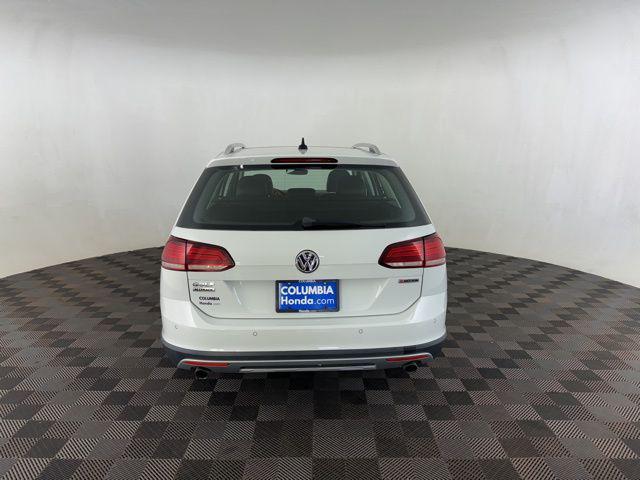 used 2019 Volkswagen Golf Alltrack car, priced at $22,400