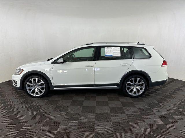 used 2019 Volkswagen Golf Alltrack car, priced at $22,400