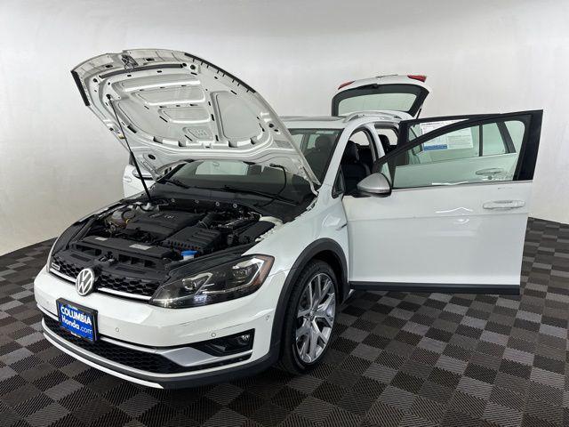 used 2019 Volkswagen Golf Alltrack car, priced at $22,400