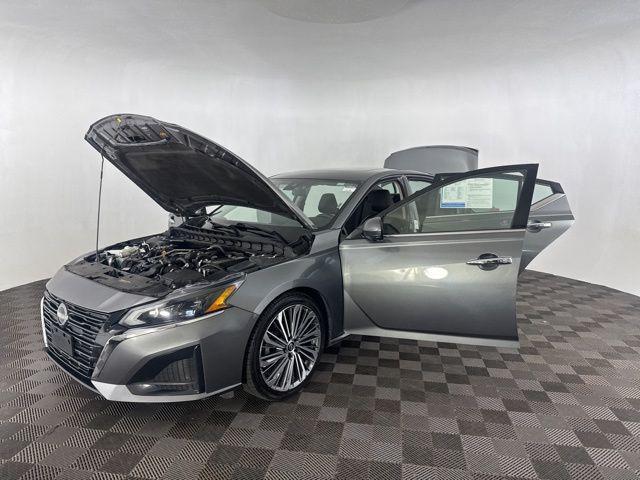 used 2023 Nissan Altima car, priced at $20,200