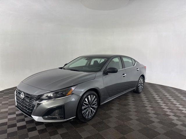 used 2024 Nissan Altima car, priced at $18,700