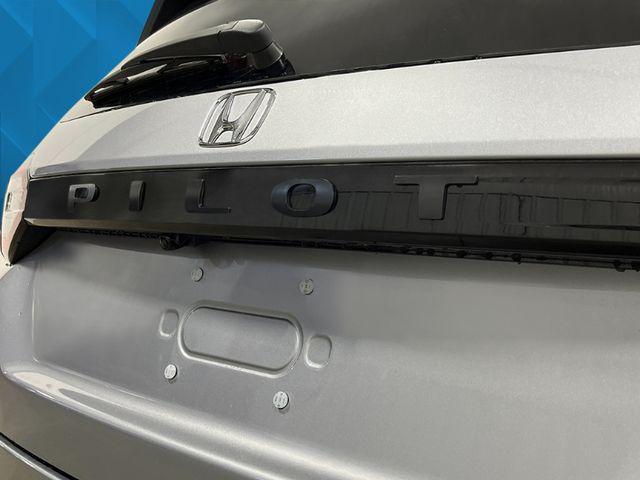 new 2025 Honda Pilot car, priced at $48,100