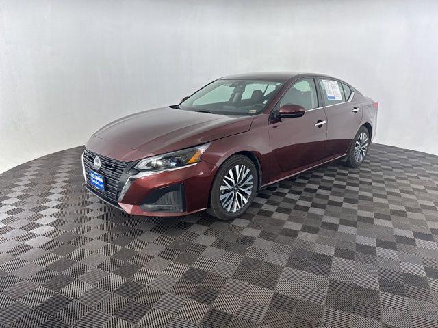 used 2023 Nissan Altima car, priced at $18,600