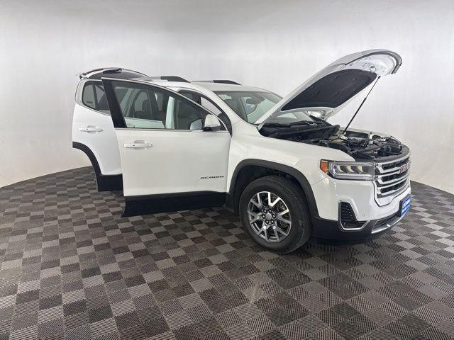 used 2023 GMC Acadia car, priced at $25,000