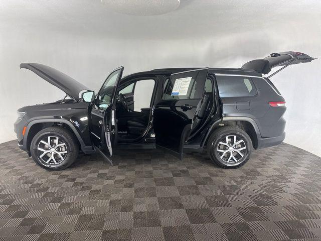 used 2024 Jeep Grand Cherokee L car, priced at $38,300