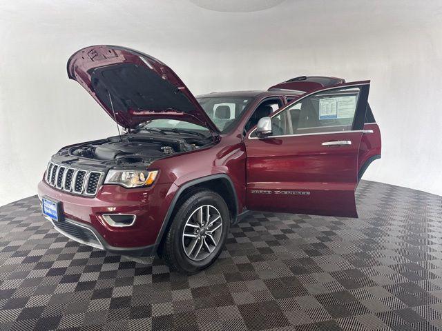 used 2020 Jeep Grand Cherokee car, priced at $20,000