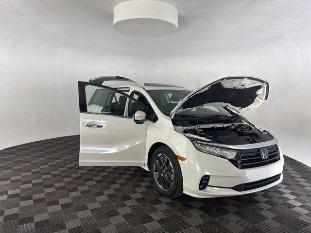used 2023 Honda Odyssey car, priced at $42,800