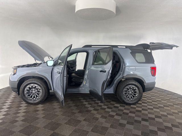 used 2026 Honda Passport car, priced at $44,000