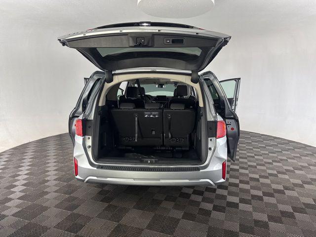 used 2025 Honda Odyssey car, priced at $40,700