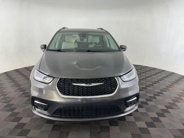 used 2021 Chrysler Pacifica car, priced at $22,300