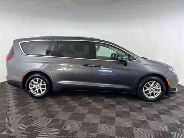 used 2021 Chrysler Pacifica car, priced at $22,300