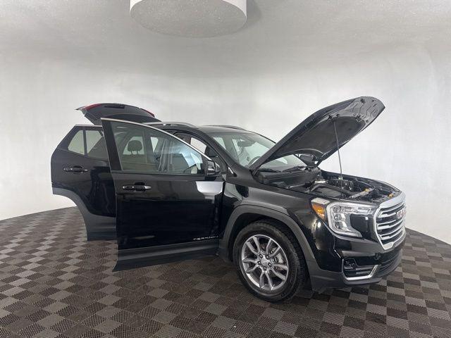 used 2024 GMC Terrain car, priced at $22,300