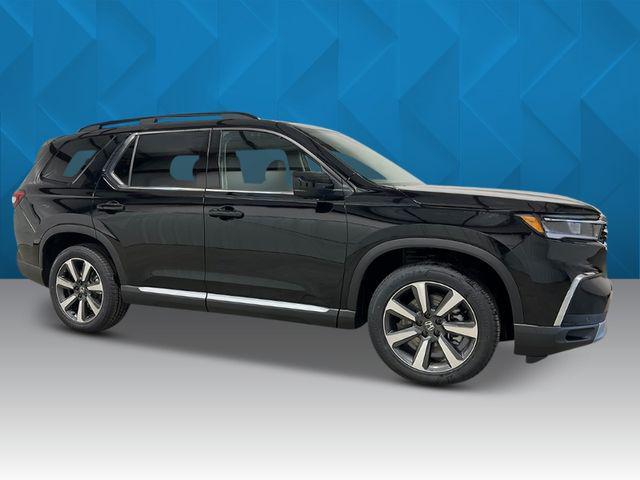 new 2025 Honda Pilot car, priced at $52,030