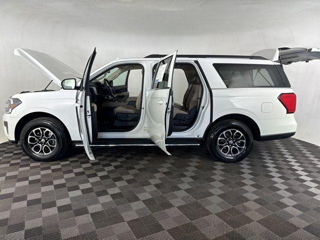 used 2022 Ford Expedition car, priced at $41,000