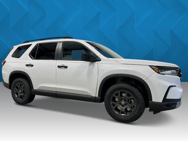 new 2025 Honda Pilot car, priced at $48,310