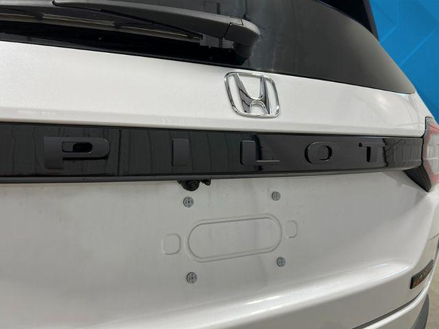new 2025 Honda Pilot car, priced at $48,310