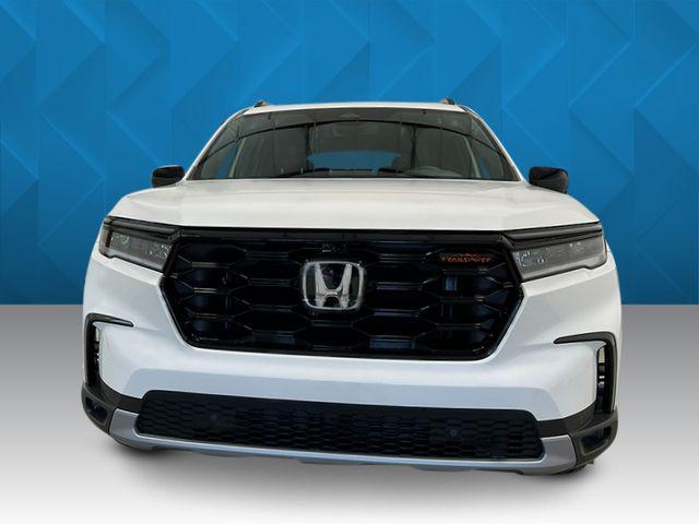 new 2025 Honda Pilot car, priced at $48,742