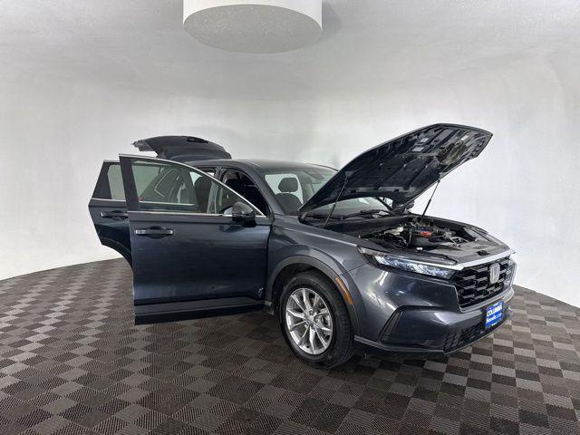 used 2023 Honda CR-V car, priced at $27,000