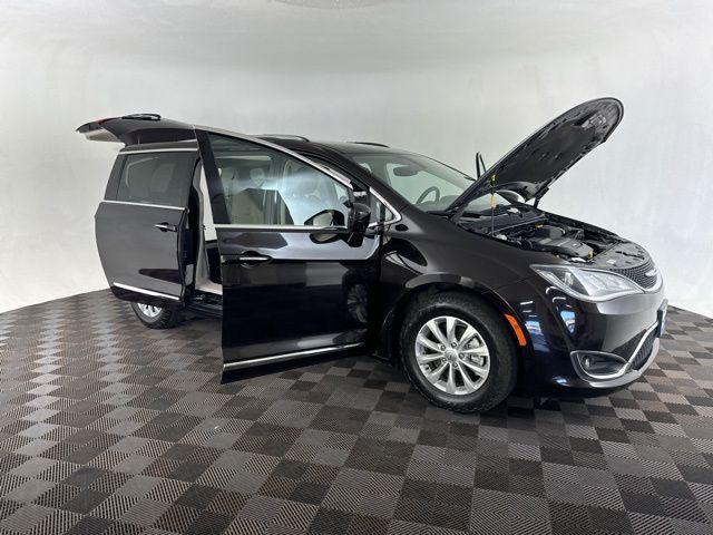 used 2018 Chrysler Pacifica car, priced at $15,000