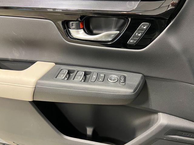 new 2025 Honda CR-V car, priced at $37,600
