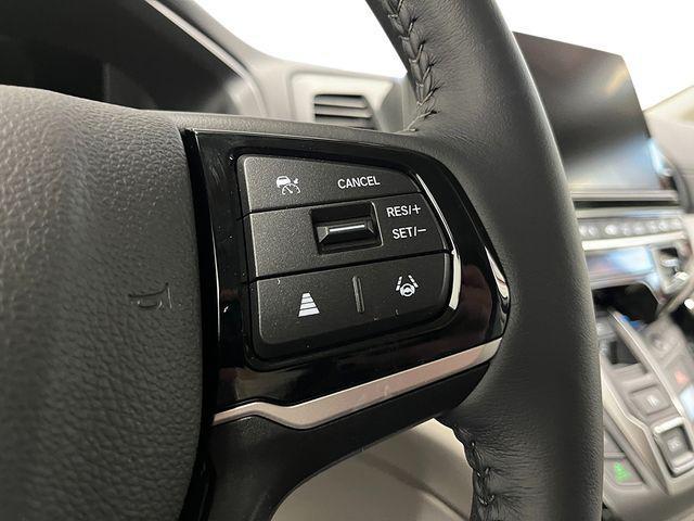 new 2026 Honda Odyssey car, priced at $45,384