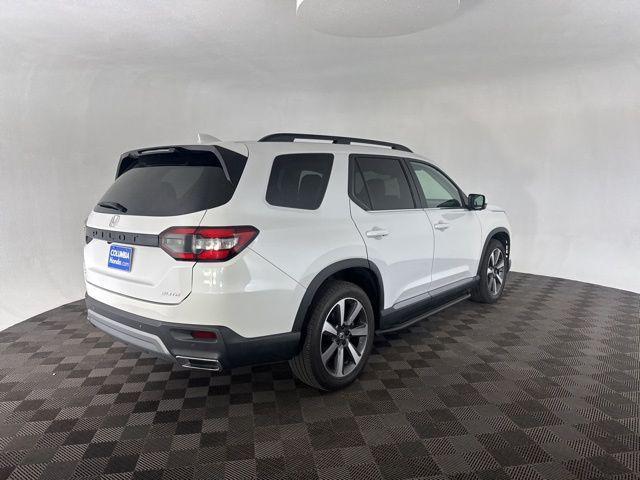 used 2023 Honda Pilot car, priced at $44,500
