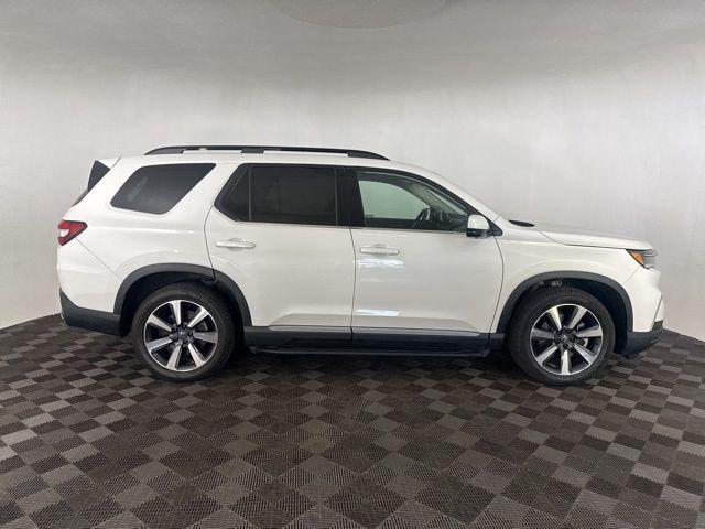 used 2023 Honda Pilot car, priced at $44,500