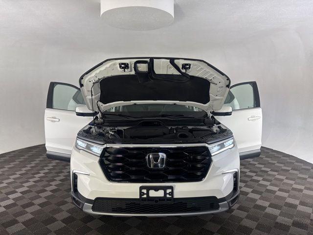 used 2023 Honda Pilot car, priced at $44,500