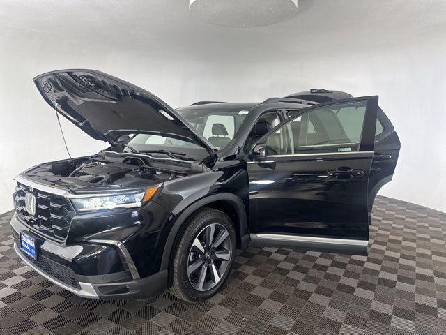 used 2023 Honda Pilot car, priced at $45,500