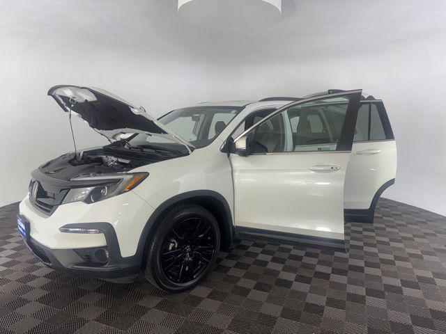 used 2022 Honda Pilot car, priced at $32,000