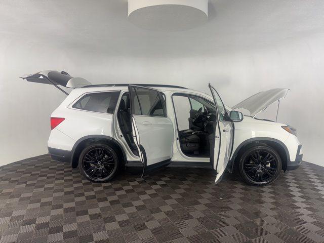used 2022 Honda Pilot car, priced at $32,000