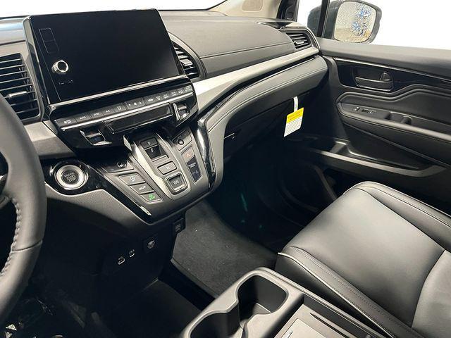 new 2026 Honda Odyssey car, priced at $45,830