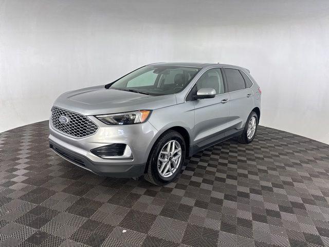 used 2024 Ford Edge car, priced at $24,700