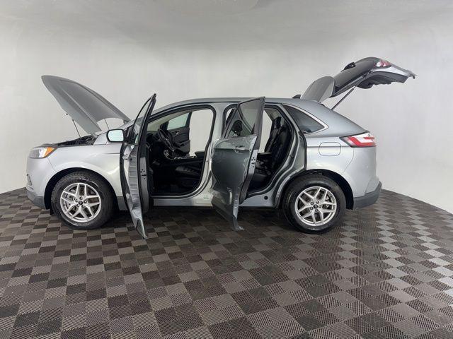 used 2024 Ford Edge car, priced at $24,700