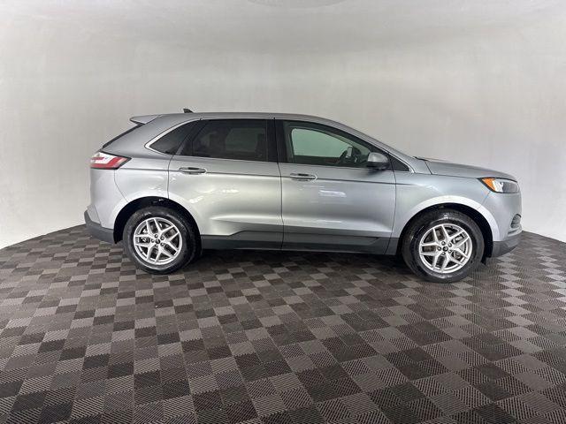 used 2024 Ford Edge car, priced at $24,700