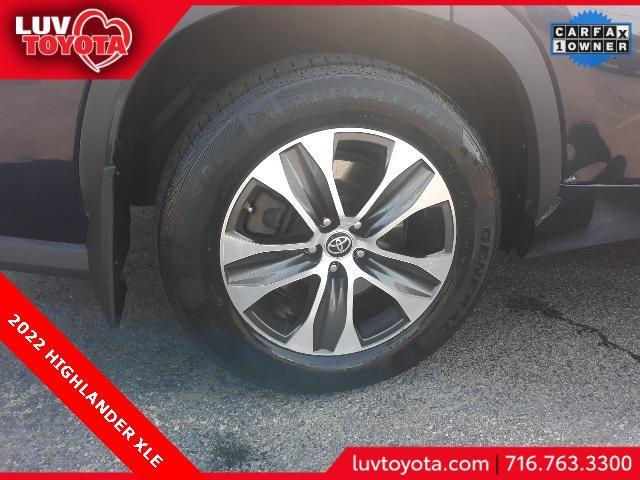 used 2022 Toyota Highlander car, priced at $35,435