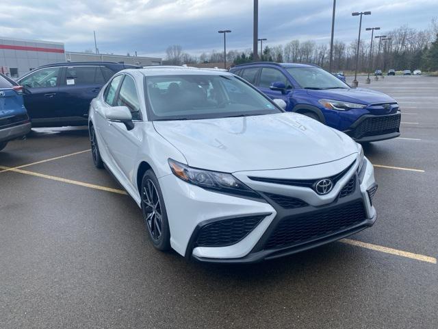 new 2024 Toyota Camry car, priced at $32,282