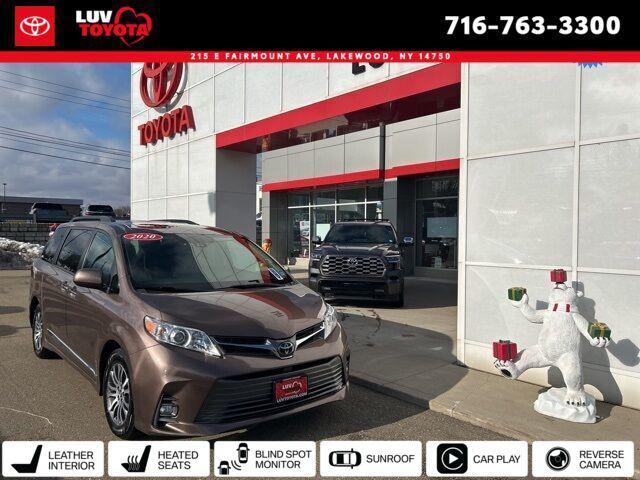 used 2020 Toyota Sienna car, priced at $26,126