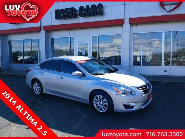 used 2014 Nissan Altima car, priced at $8,884