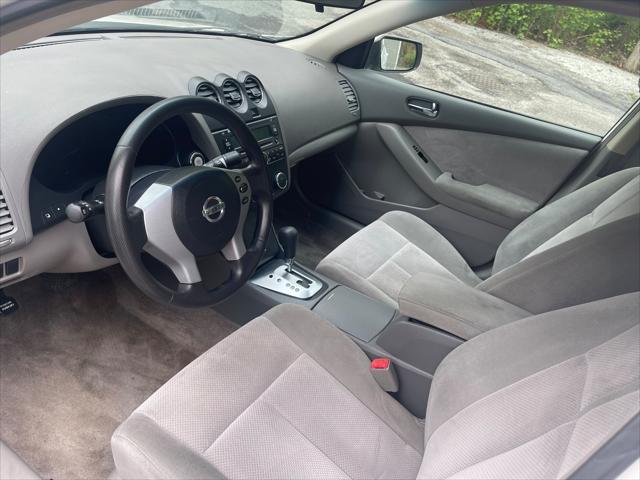 used 2009 Nissan Altima car, priced at $5,495