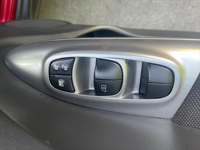 used 2011 Nissan Juke car, priced at $5,995