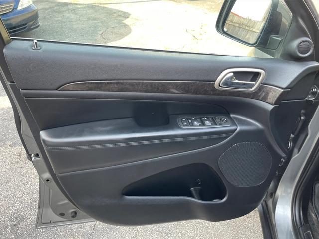 used 2012 Jeep Grand Cherokee car, priced at $6,995