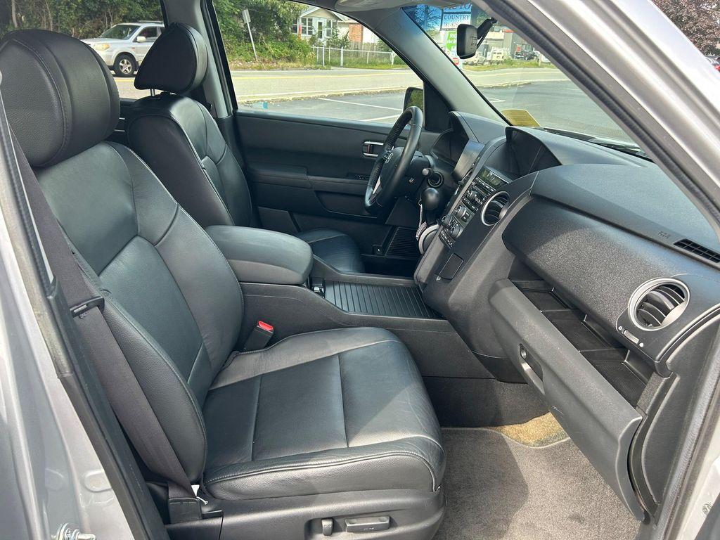 used 2014 Honda Pilot car, priced at $11,795