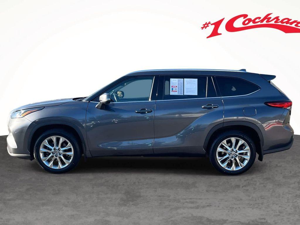 used 2021 Toyota Highlander car, priced at $29,998