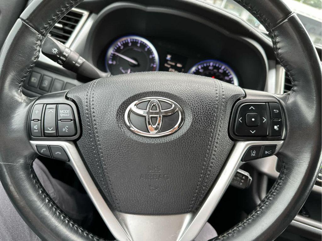 used 2019 Toyota Highlander car, priced at $25,960