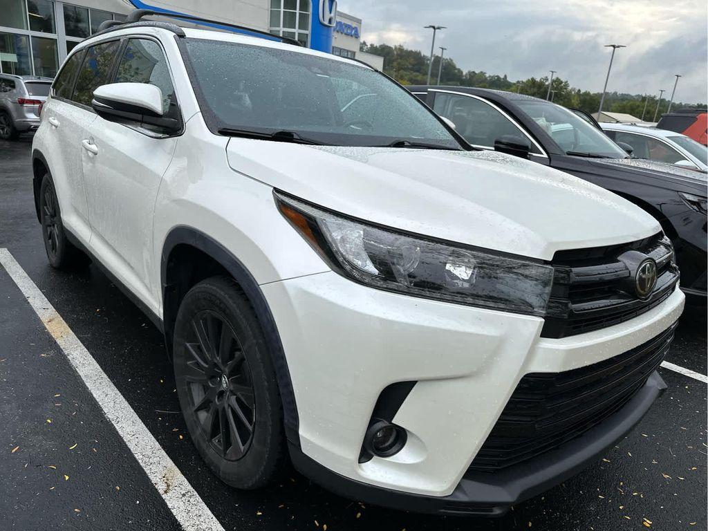 used 2019 Toyota Highlander car, priced at $25,960