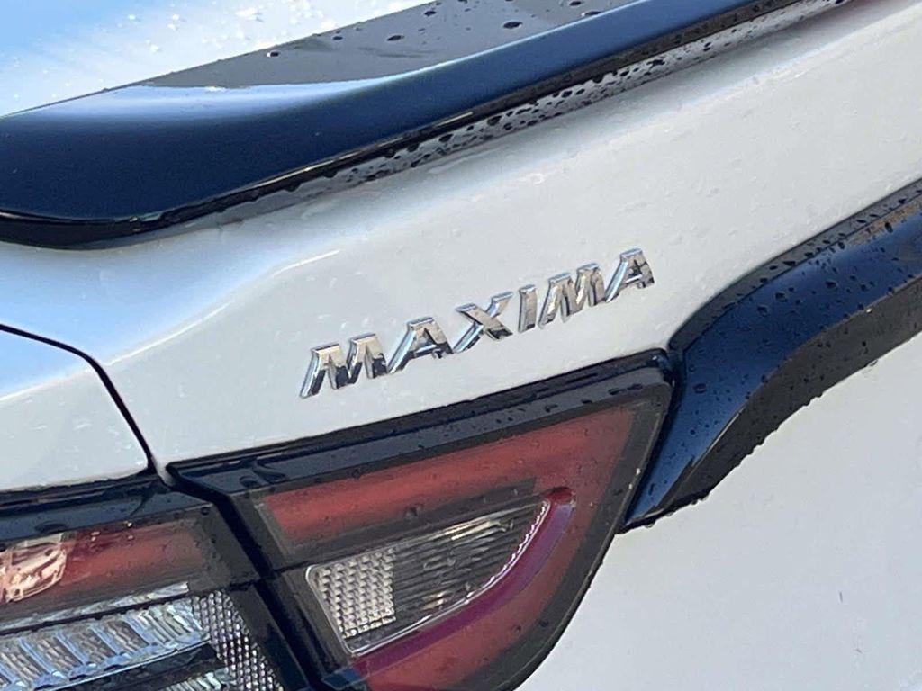 used 2023 Nissan Maxima car, priced at $24,998