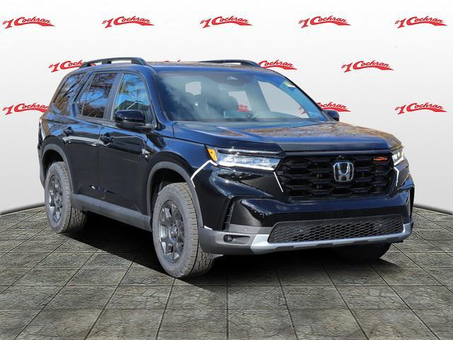 new 2025 Honda Pilot car, priced at $48,332