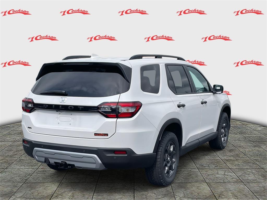new 2025 Honda Pilot car, priced at $48,936